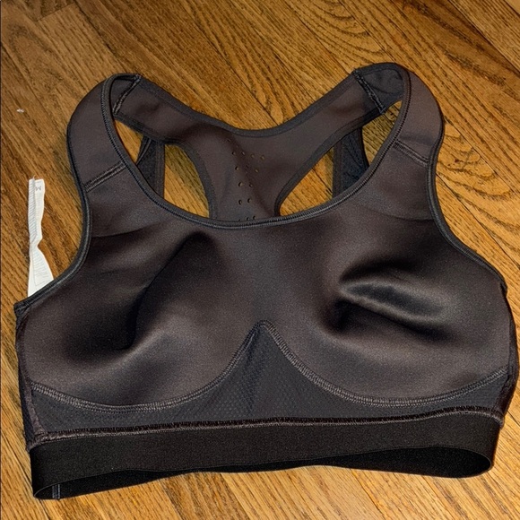 Fabletics Black and Gray Racerback Bra for Intense Workouts - Picture 6 of 8